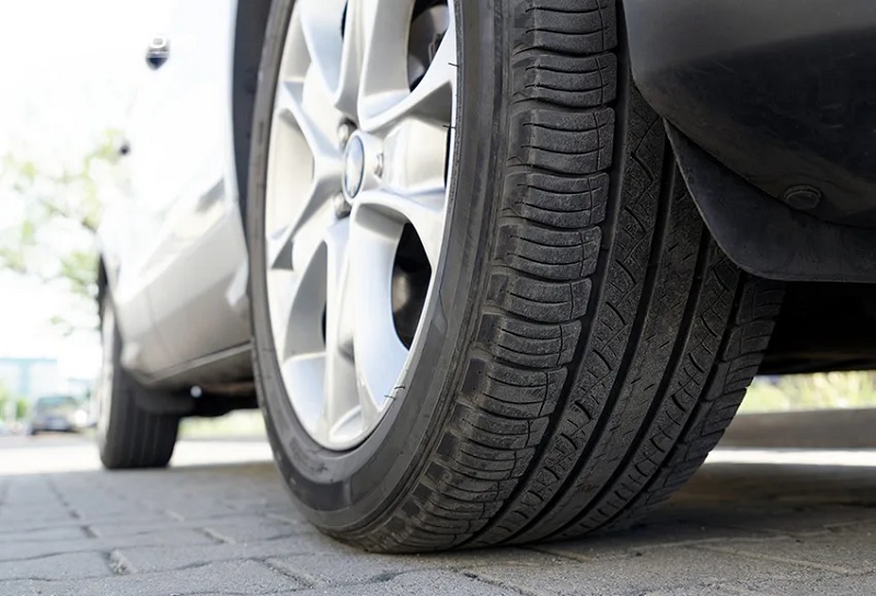 Công dụng của các loại gai lốp trong từng điều kiện đường