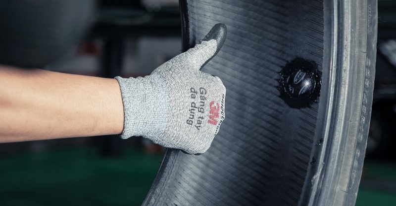 Vá trong lốp ô tô